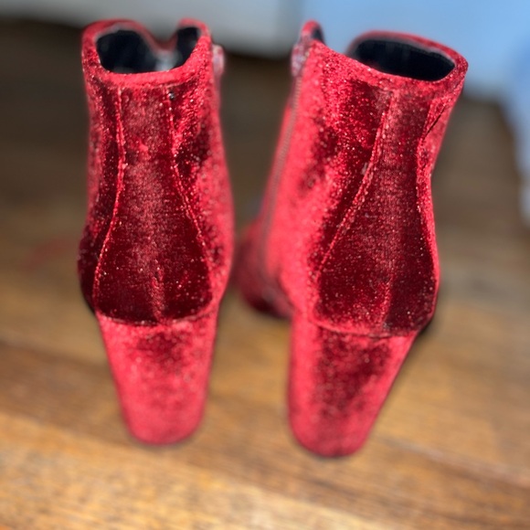 Red Velvet Ankle Boots - Picture 3 of 3